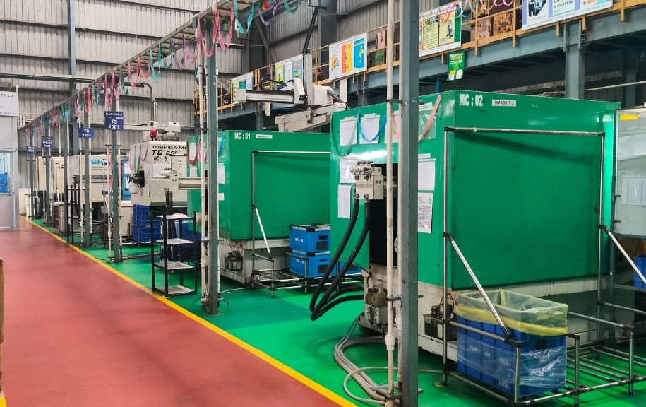 Plastic Injection Moulding Machine